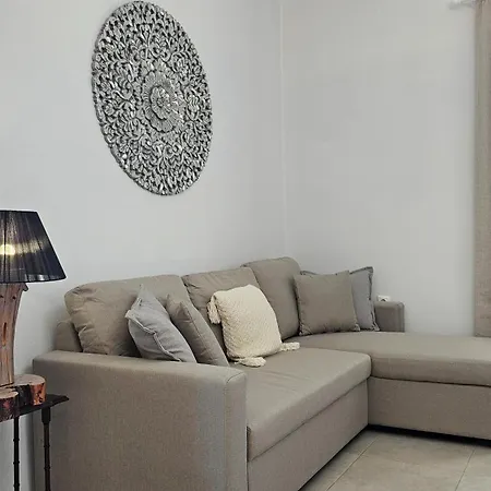 Harmony Milos ポロニア