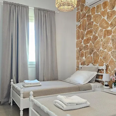 Harmony Milos * Поллония